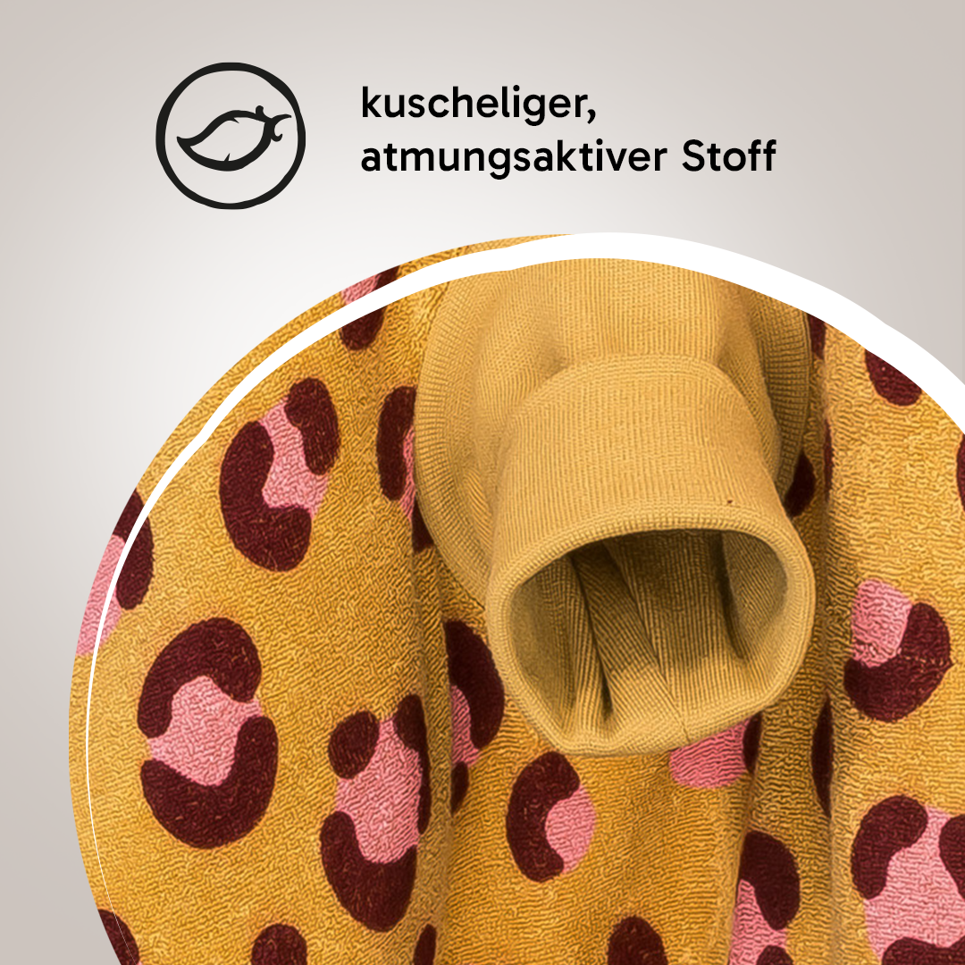 LIMITED EDITION “Boo“ Lätzchen – Leo Mustard