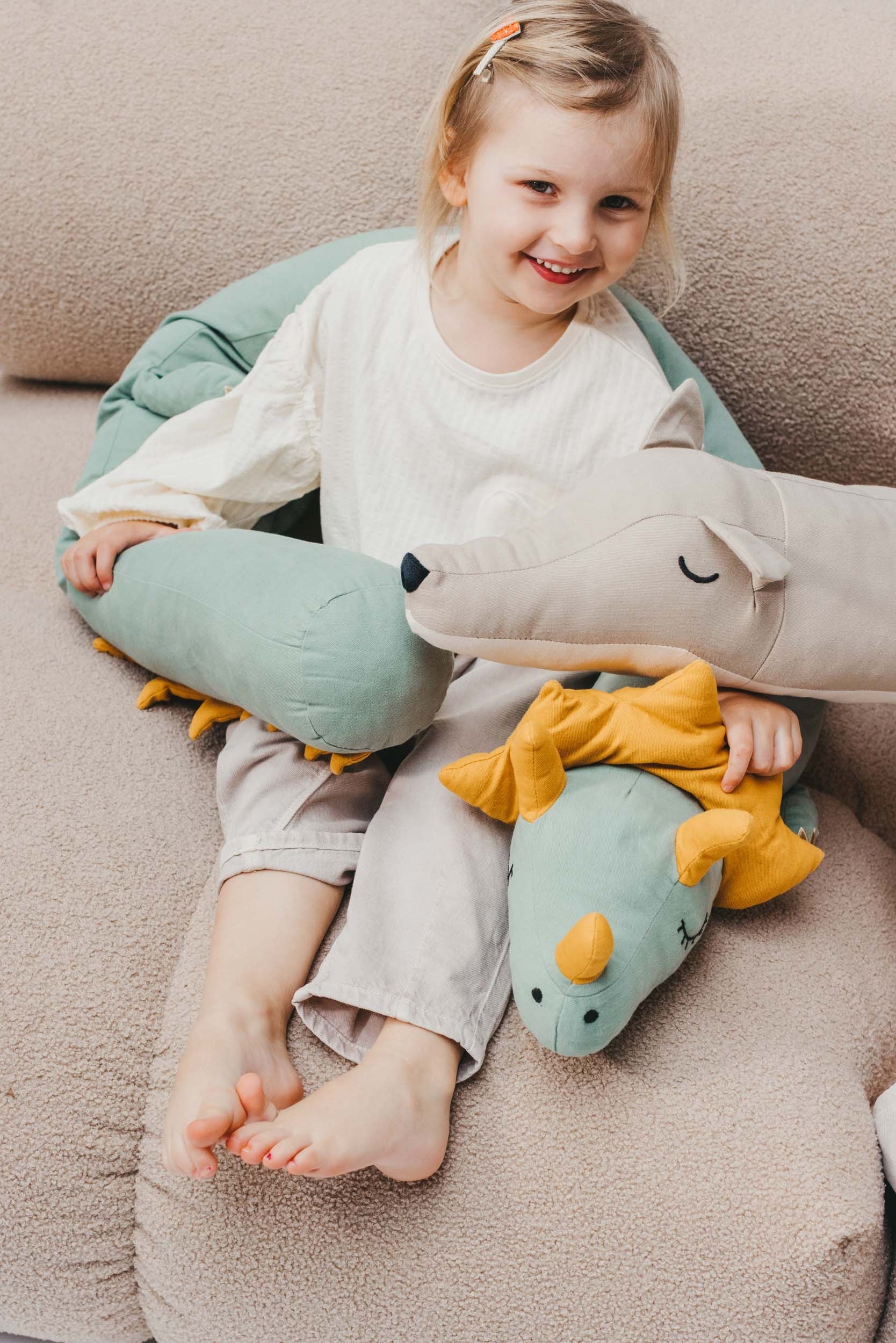 Bettschlange "Cuddle Buddy - Sage Saurus"